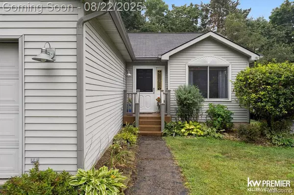 6421 Prairie Lawn Drive, Waterford Twp, MI 48329