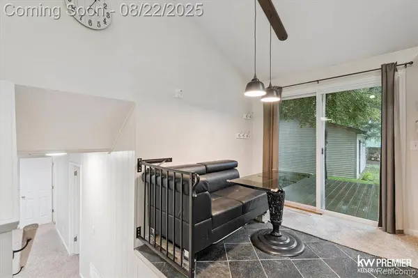 4810 Hobson Avenue, Waterford Twp, MI 48328