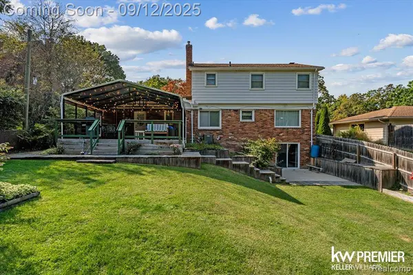 2580 Litchfield Drive, Waterford Twp, MI 48329