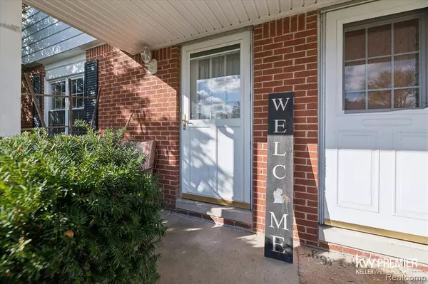 6689 Andersonville Road, Village Of Clarkston, MI 48346