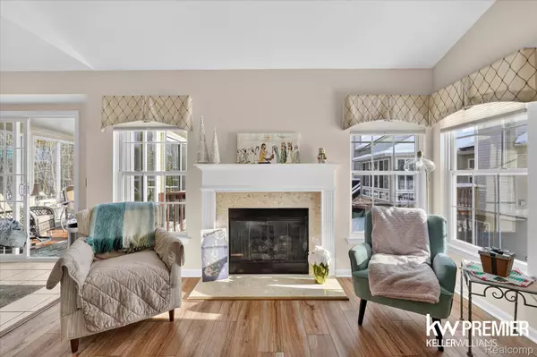 5962 Augusta LN, Grand Blanc, MI 48439