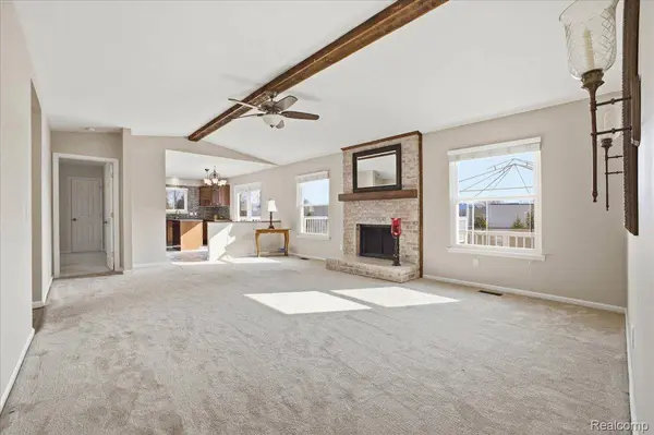 6042 Barker AVE, Waterford, MI 48329