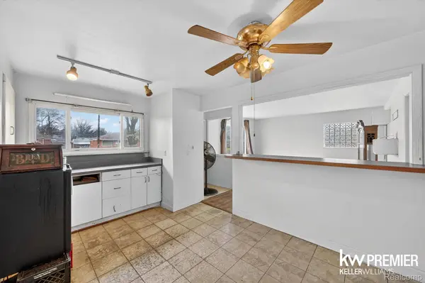 3110 Rome AVE, Warren, MI 48091