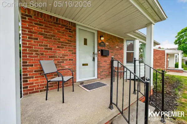 23260 Oneida ST, Oak Park, MI 48237