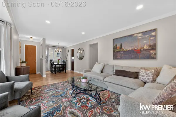 23260 Oneida ST, Oak Park, MI 48237