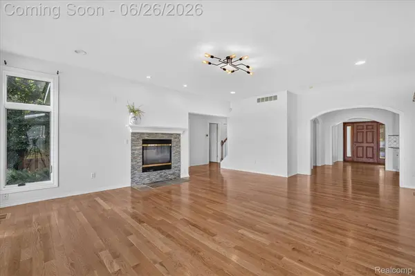 3478 Lexington RD, Waterford Charter Township, MI 48328