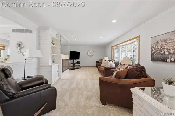 3127 Francesca DR, Waterford Charter Township, MI 48329
