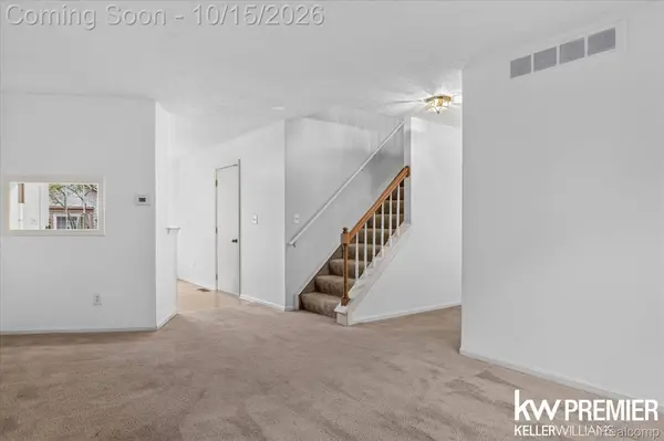 513 Maria DR, Plymouth, MI 48170