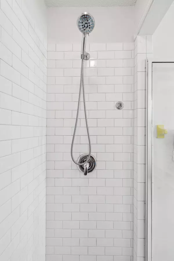 801 Ventura Pl, Mount Pleasant, SC 29464