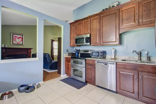 155 Mickler Dr, Ladson, SC 29456