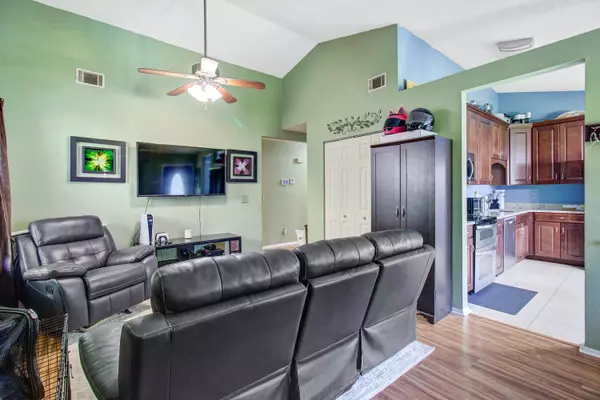 155 Mickler Dr, Ladson, SC 29456