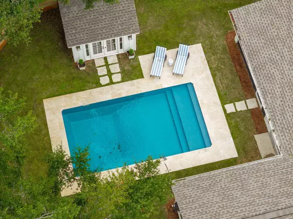 3 Pearl St, Mount Pleasant, SC 29464