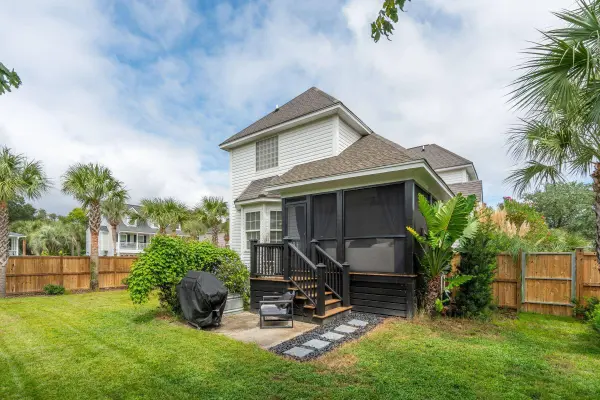 1717 Lotus Ln, Charleston, SC 29412