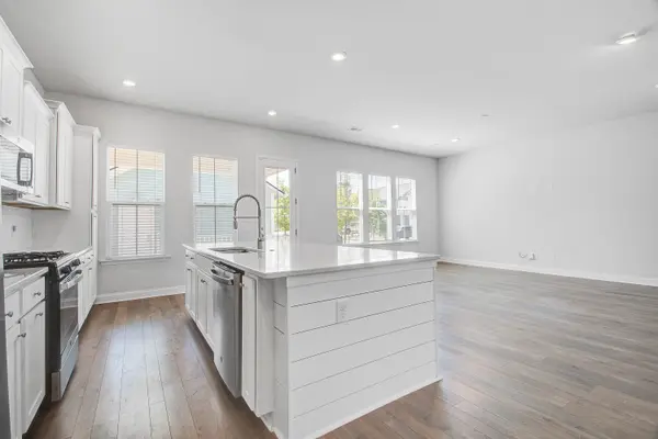 416 W Respite Ln, Summerville, SC 29483