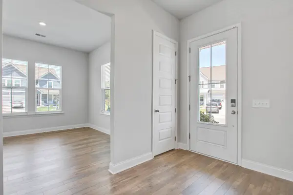 416 W Respite Ln, Summerville, SC 29483