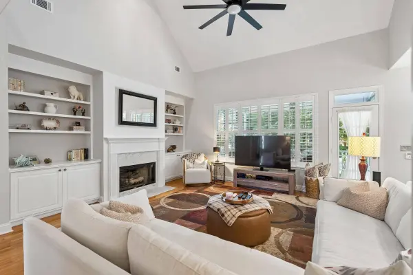 2765 Victoria Lake Dr, Mount Pleasant, SC 29466