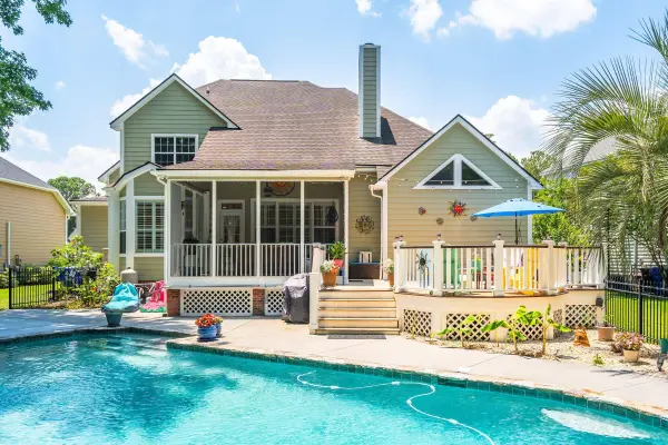2765 Victoria Lake Dr, Mount Pleasant, SC 29466