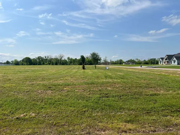 443 Lakeview DR, Angleton, TX 77515