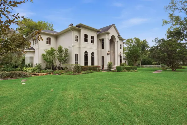 3518 River Forest Dr, Richmond, TX 77406-8246