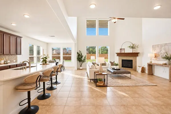 6639 Brady Springs LN, Sugar Land, TX 77479