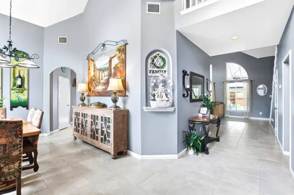 15642 Choke Canyon DR, Sugar Land, TX 77498