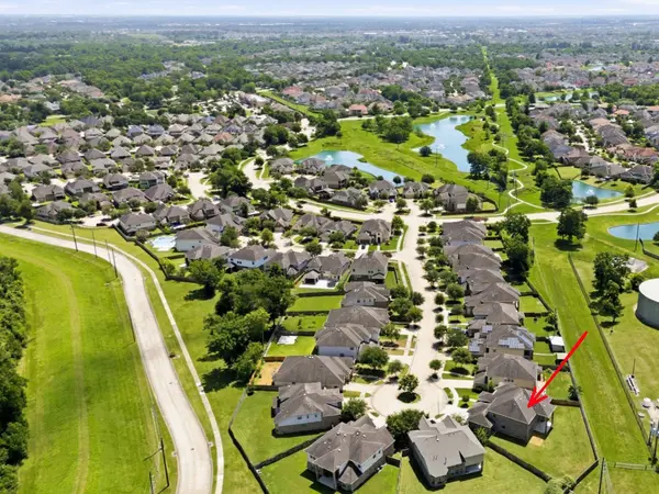 6639 Brady Springs LN, Sugar Land, TX 77479