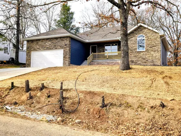 117 Rainbow Hill LN, Reeds Spring, MO 65737