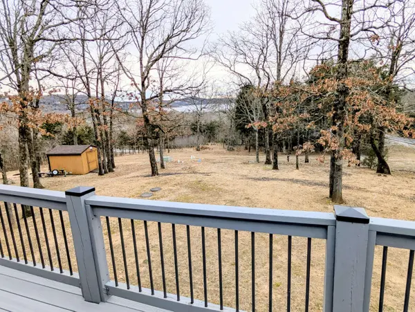 24 Lands End, Kimberling City, MO 65686