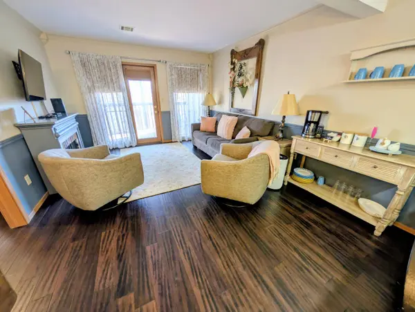 448 Notch LN #3, Branson West, MO 65737