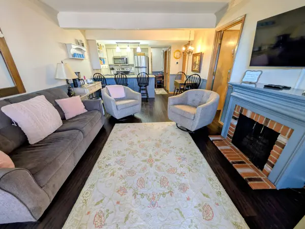 448 Notch LN #3, Branson West, MO 65737
