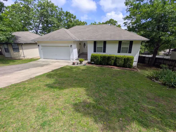 113 Bull Run RD, Branson, MO 65616