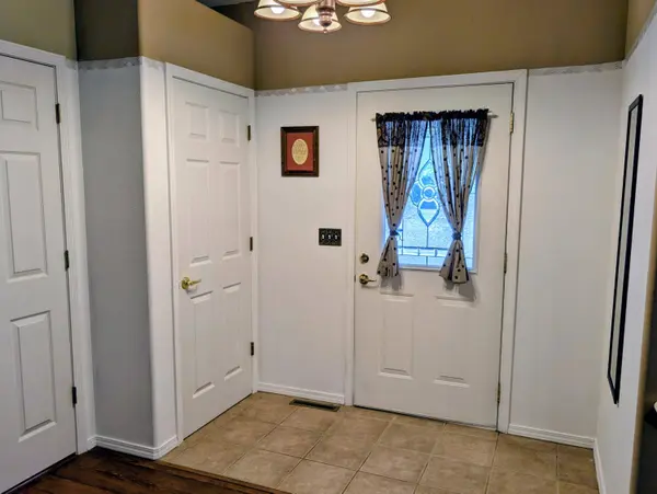 228 N Catamount BLVD, Branson West, MO 65737