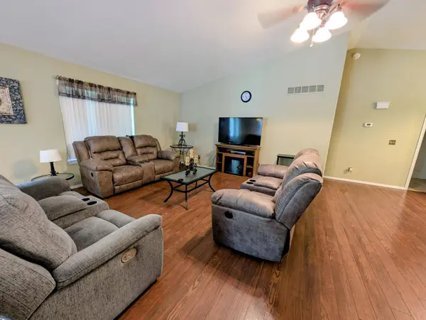 228 N Catamount BLVD, Branson West, MO 65737
