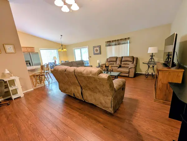 228 N Catamount BLVD, Branson West, MO 65737