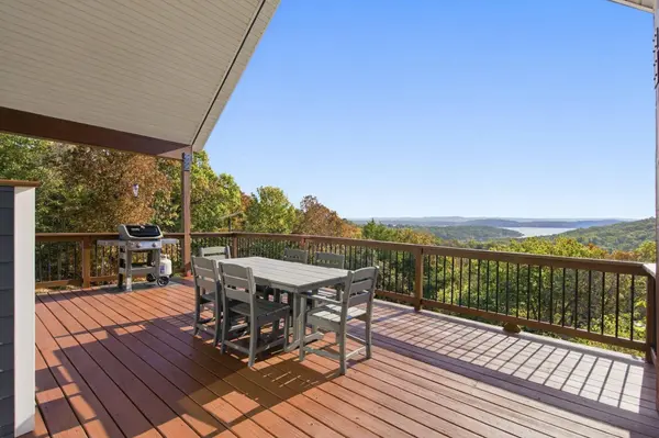 42 Hill And Hollow LN, Branson West, MO 65737