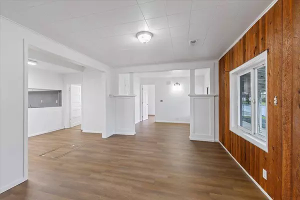 2015 N Belt St, Spokane, WA 99205