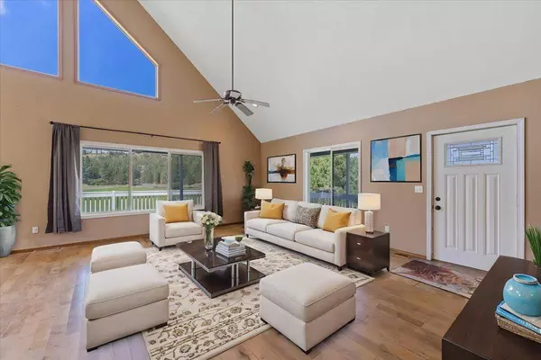 42480 N State Route 25 Hwy, Davenport, WA 99122