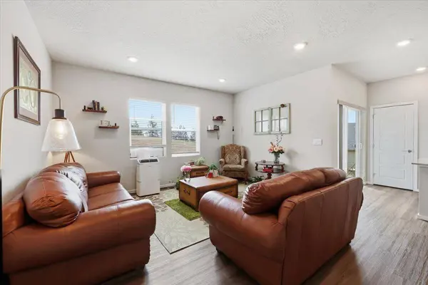 8115 S Avery Rd, Cheney, WA 99004