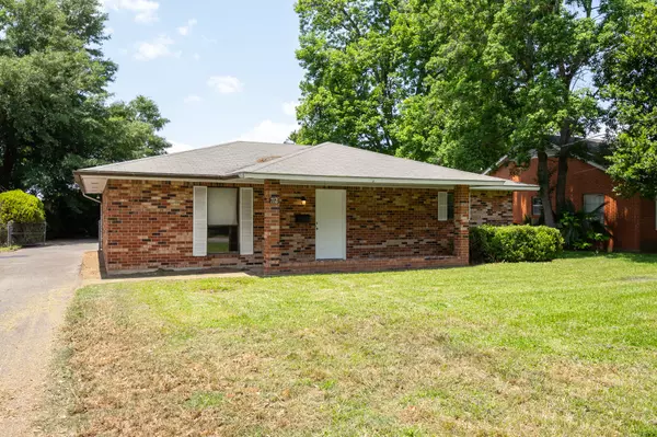 712 Texas Ave   |   Alexandria, LA