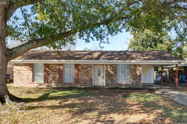 6000 Larkspur Dr   |  Alexandria, LA