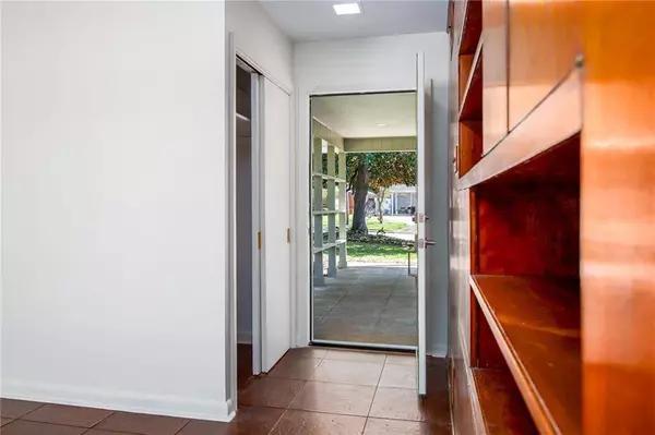 3030 MADONNA DR, Alexandria, LA 71301