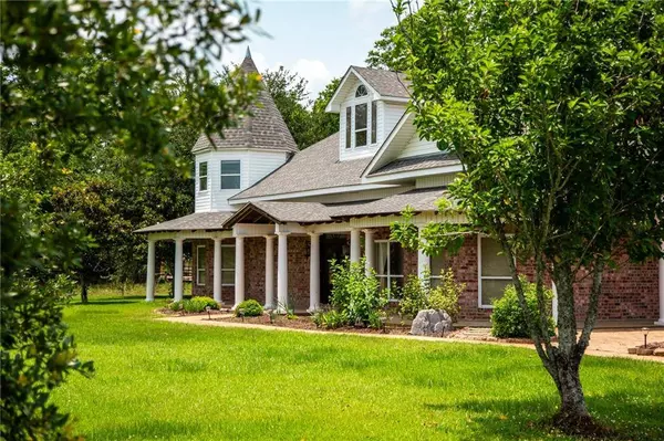 15 VAN MOL RD, Alexandria, LA 71302