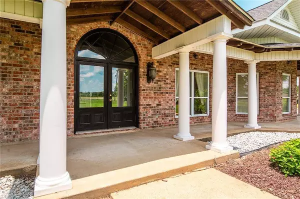 15 VAN MOL RD, Alexandria, LA 71302