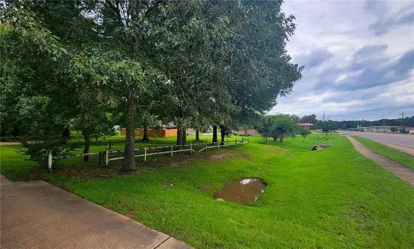 9414 HIGHWAY 165 HWY, Woodworth, LA 71485