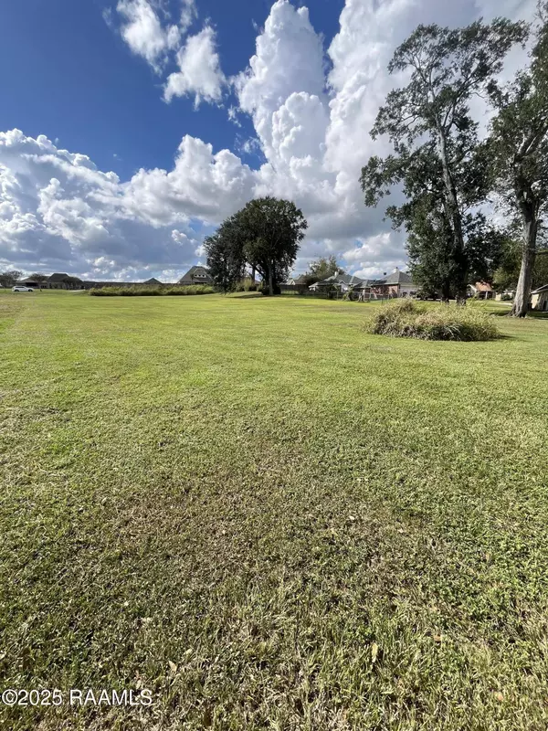 100 Leatherback LN, Broussard, LA 70518