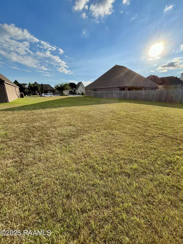 133 Tortoise LN, Broussard, LA 70518