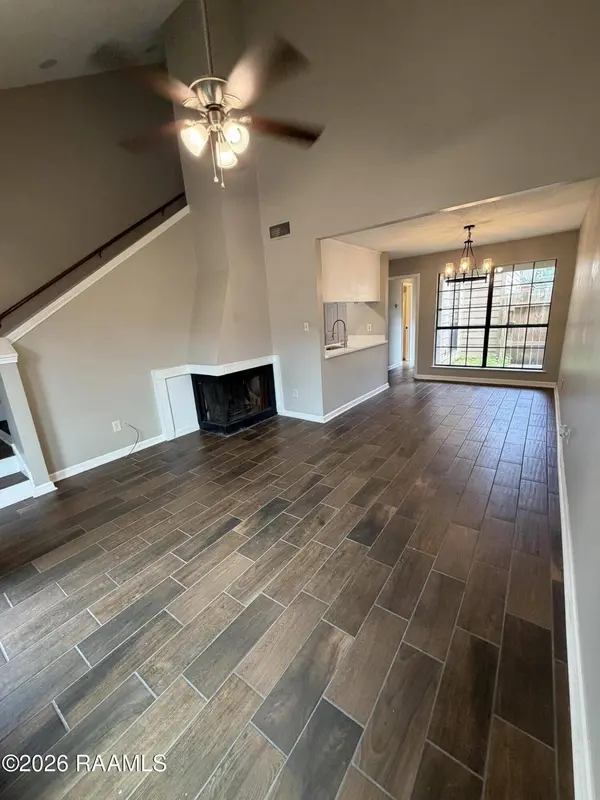 202 Long Plantation BLVD #F, Lafayette, LA 70508