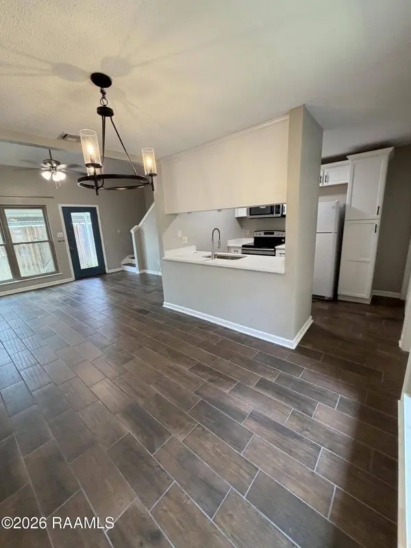 202 Long Plantation BLVD #F, Lafayette, LA 70508