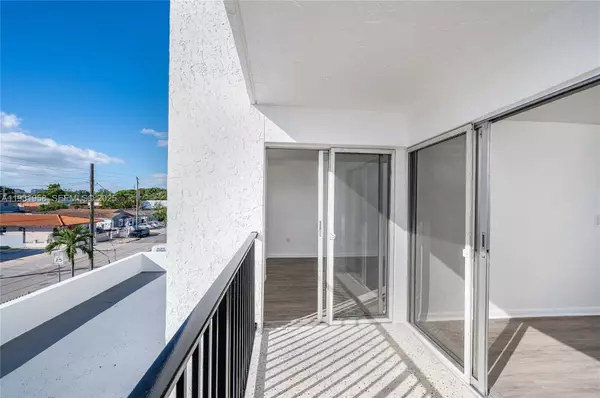 444 SW 27th Ave #37, Miami, FL 33135