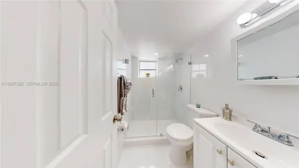 2463 Coral Way #21, Miami, FL 33145